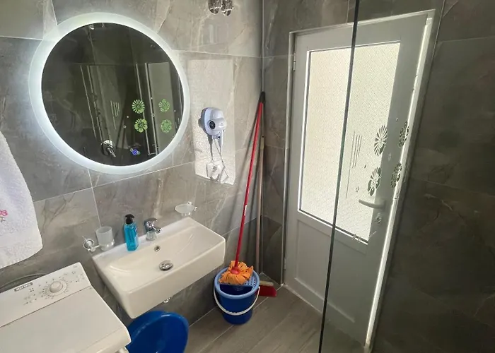 Sunflower Apartment Sarandë